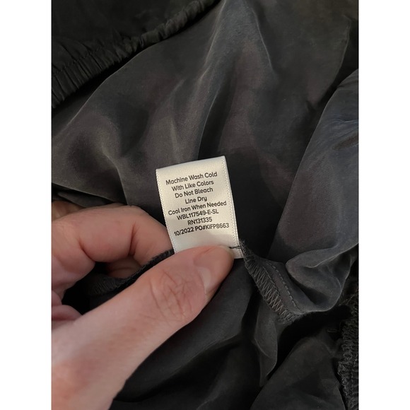 Evereve Charcoal Gray Cupro Viscose Pleated Wrap Blouse Puff Sleeve Size M - Picture 11 of 11